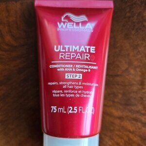 Wella Professionals Ultimate Repair Conditioner Step 2 Travel Size 2.5 Fl Oz 75m
